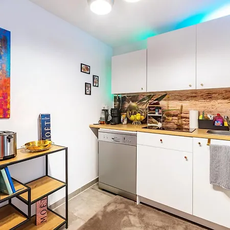 Deluxe Mit Terrasse * 杜伊斯堡