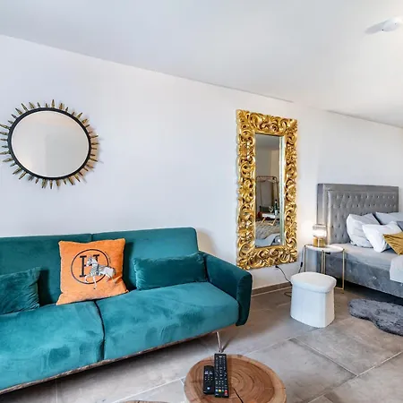 Apartamento Deluxe Mit Terrasse *